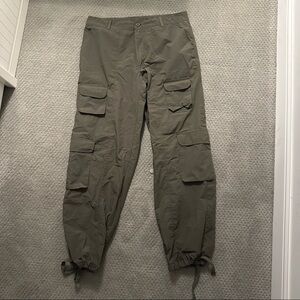 Green cargo pants